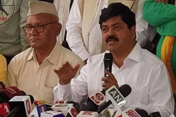 हार के बाद उत्तराखंड के कांग्रेस अध्यक्ष गणेश गोदियाल ने दिया इस्तीफा हार के बाद उत्तराखंड के कांग्रेस अध्यक्ष गणेश गोदियाल ने दिया इस्तीफा